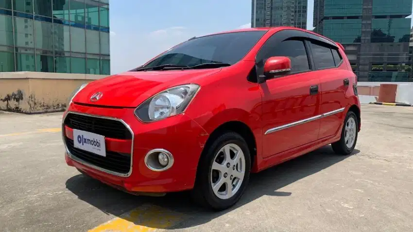 Daihatsu Ayla 1.0 X Elegant Bensin-MT 2015 Putih /