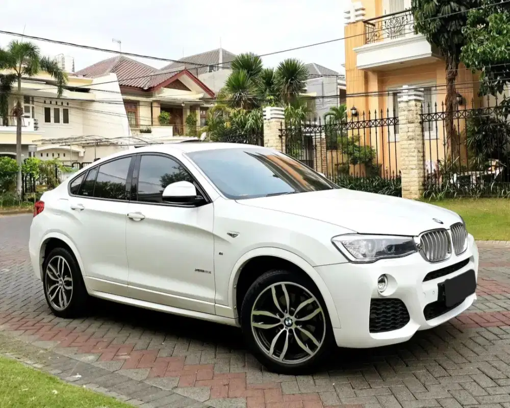 Odo 24.000 BMW X4 M-Sport X-Drive 28i 2015