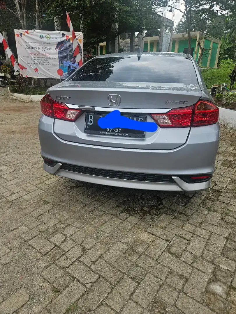 Di jual mobil honda city RS 2017 silver