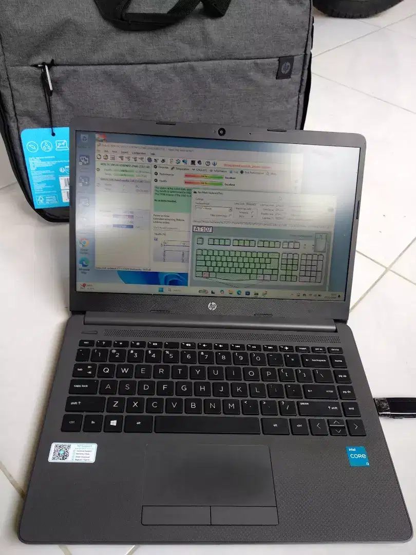 Laptop Hp g8 mulus istimewa siap pakai malang