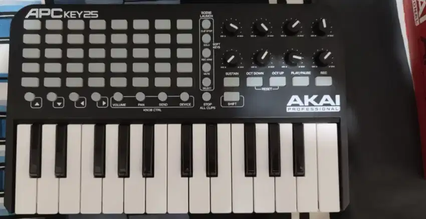 Keyboard Controller AKAI