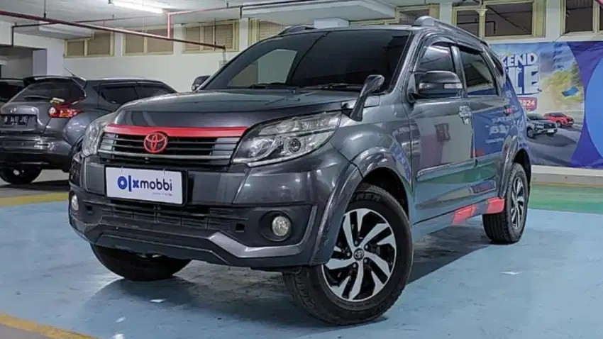 Termurah TDP 7,JT Toyota Rush 1.5 G Bensin-MT Hitam 2015