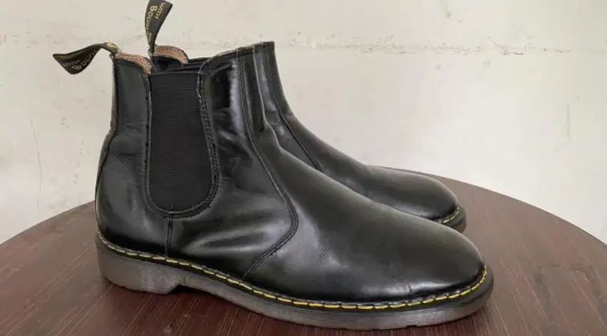 Sepatu Boots DR. MARTENS SM2976