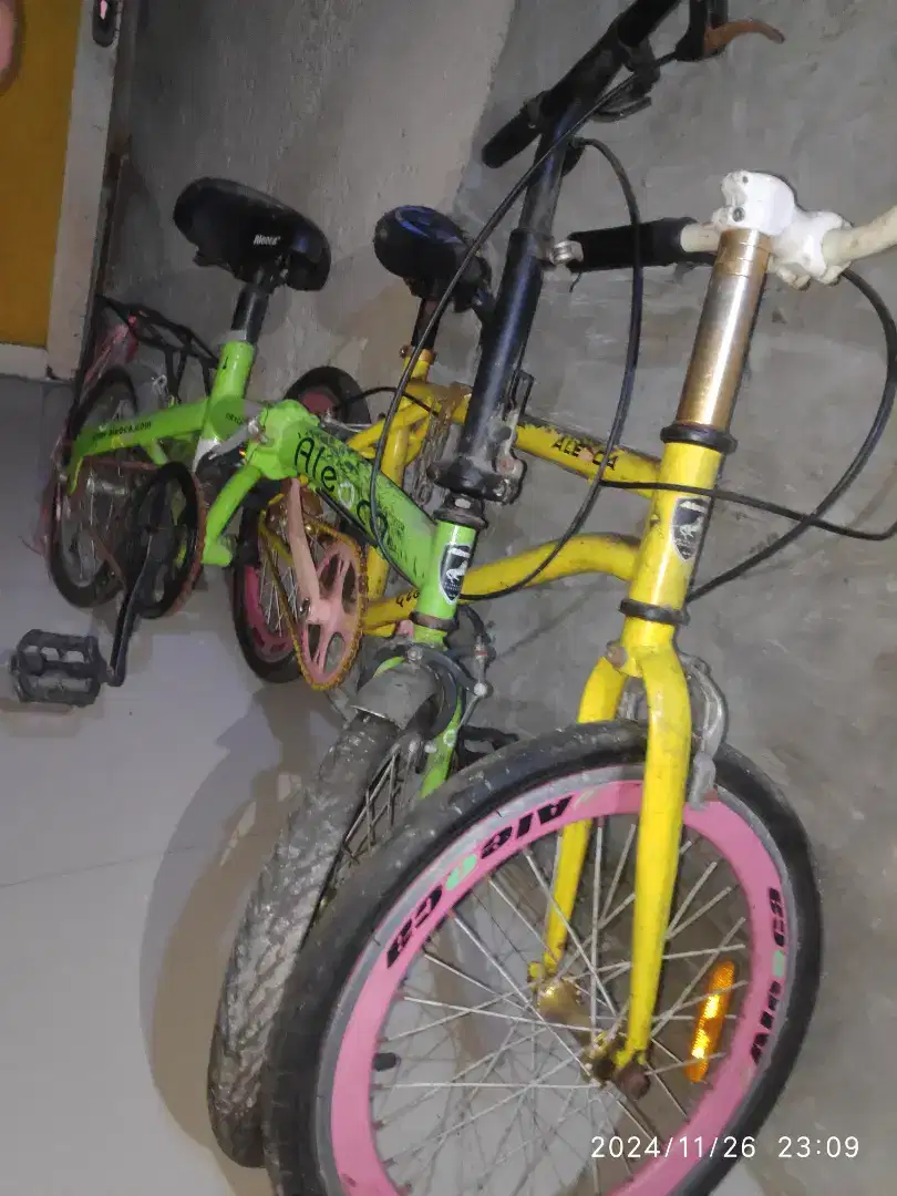 Sepeda lipat dan Sepeda BMX Aleoca