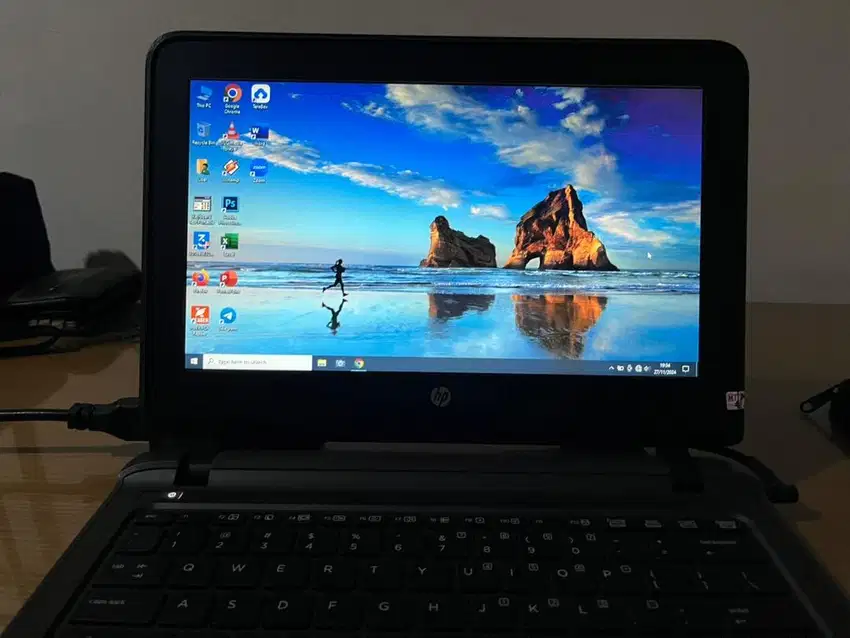 Laptop HP Probook G1 Core i3-Gen 6 SSD 256 GB