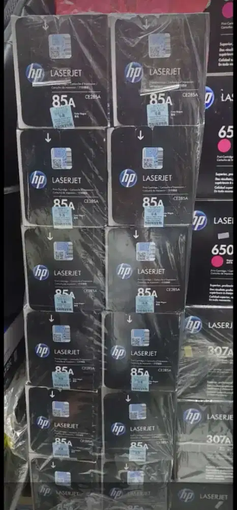 Menampung tinta tinta cartridge printer baru dan bekas