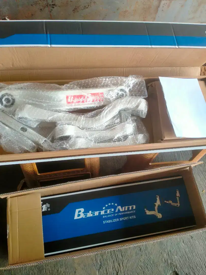 Balance Aram buat mobil Toyota Hilux bagian belakang merk JST