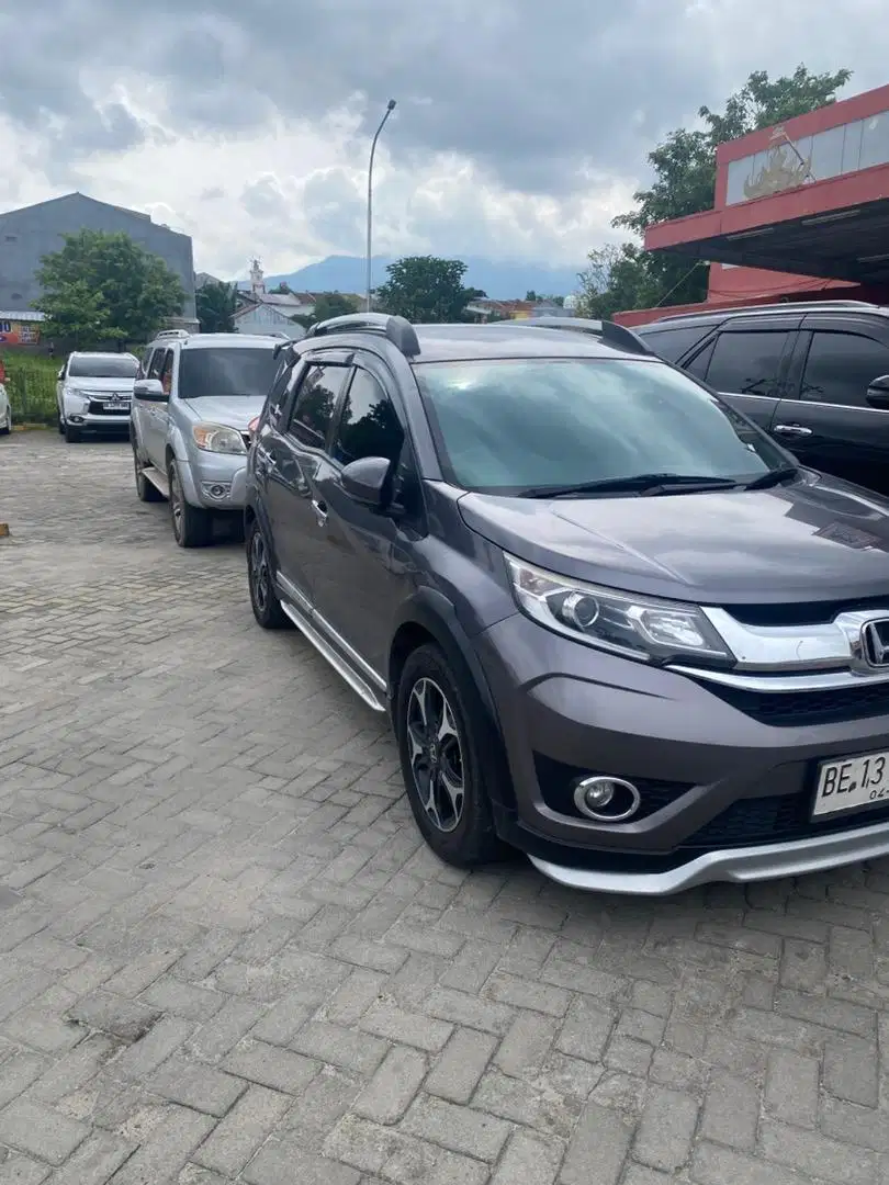 Honda BR-V Prestige isimewa