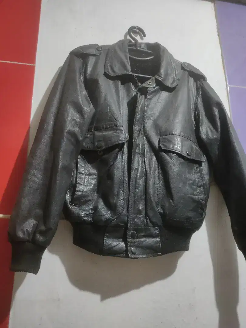 Jaket kulit import
