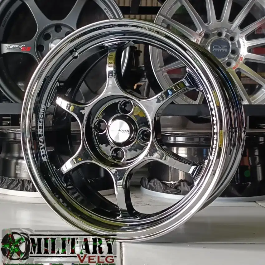 Advan RG R16 Blackchrome