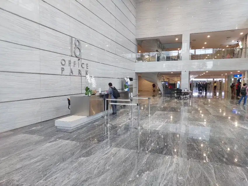 Disewakan/Dijual Cepat Kantor Taman Grade A di TB Simatupang
