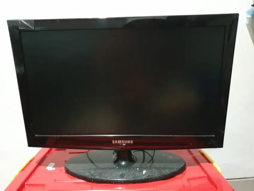 Tv samsung LA22D400E1R ukuran 22inch series 4 LCD, msih bisa nego