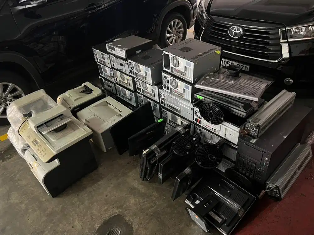 MENERIMA BORONGAN KOMPUTER RUSAK KANTOR