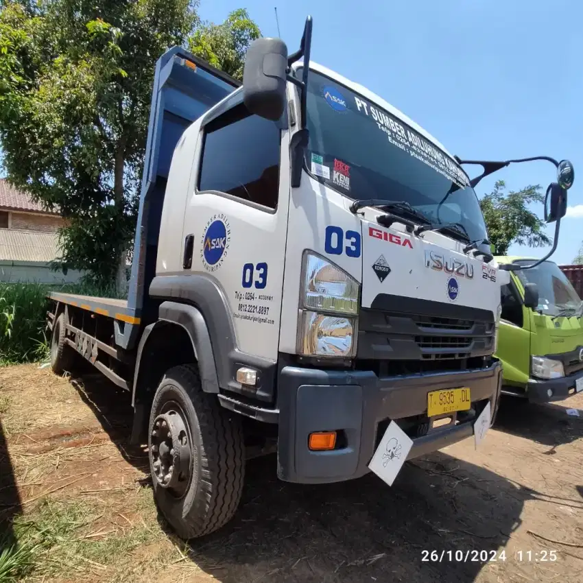 TRUK ISUZU GIGA FVR 34 P 245 PS TAHUN 2021