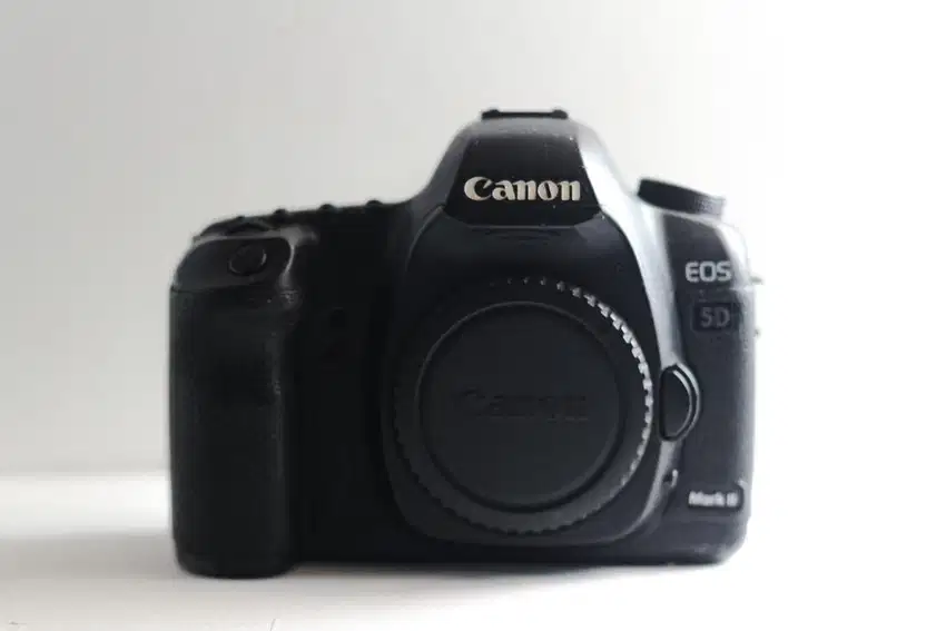 Dijual Canon Eos 5D Mark II