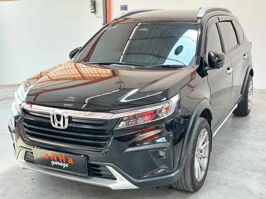 Dp 18jt.. Honda BRV Prestige Sensing A/T 2022.. eNHa garage Semarang..