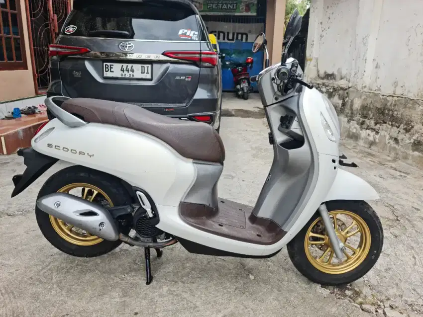 Scoopy prestige 2021