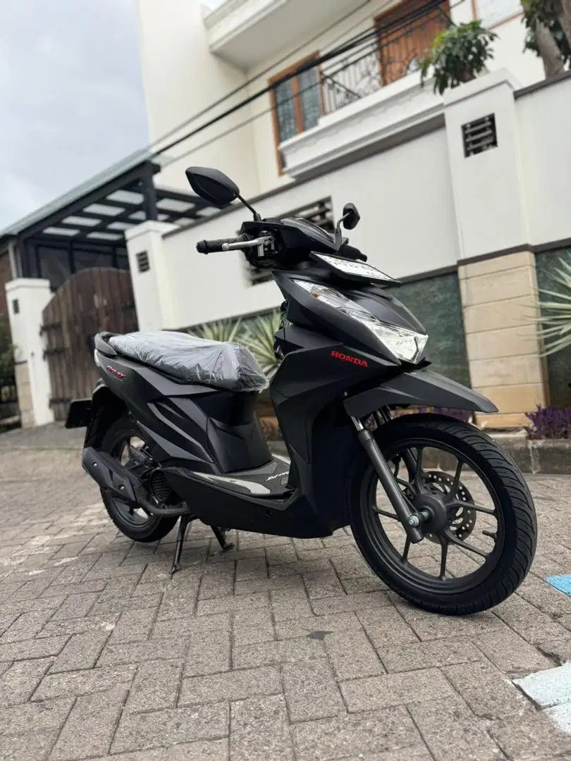 14 KM ‼️Honda Beat Deluxe 2024 (100% Like New ) ( Scopy,MioGear,Lexi)