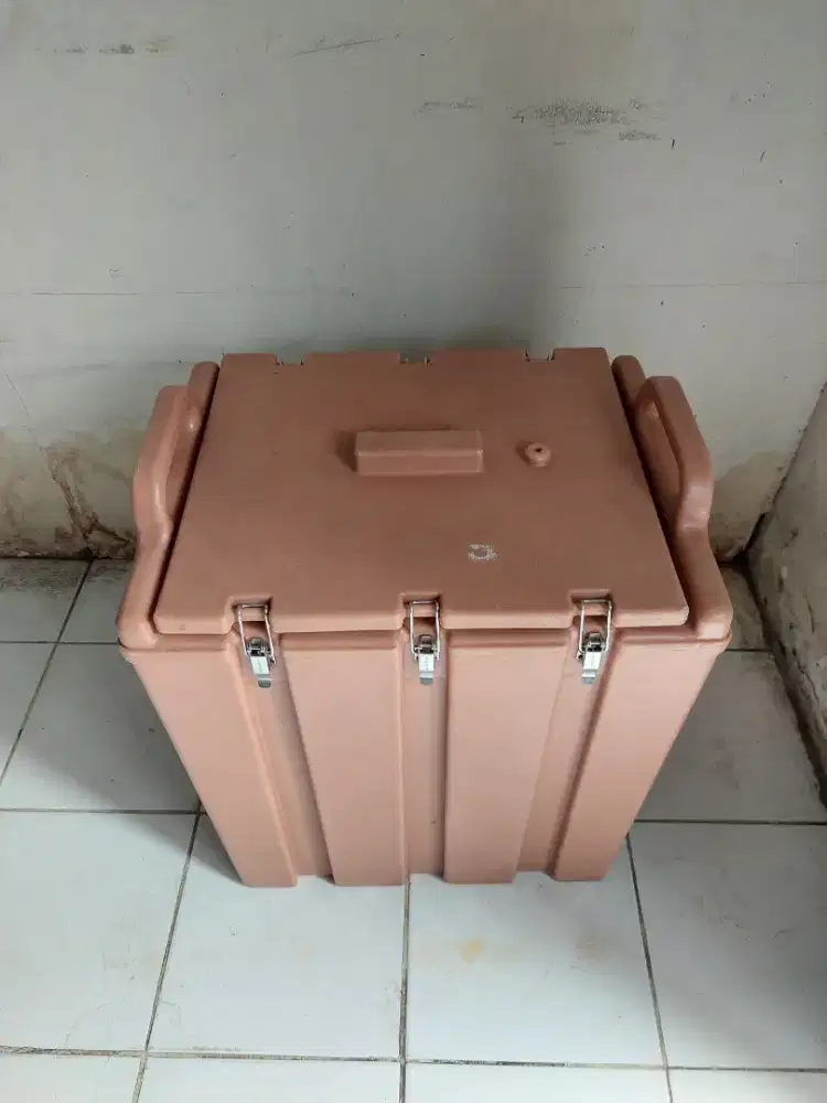 Box ikan/Box minuman