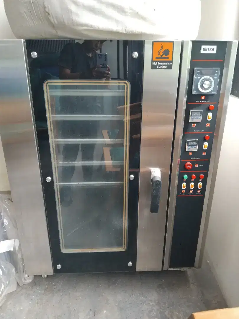 Oven combi , merek getra