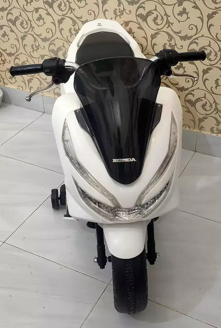 Motor aki anak merek PMB model Honda pcx