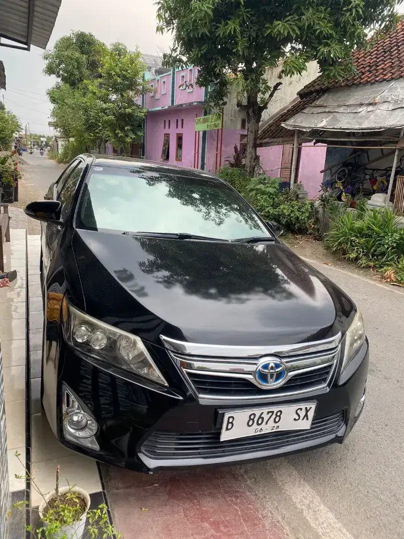 Dijual Camry hybrid 2013