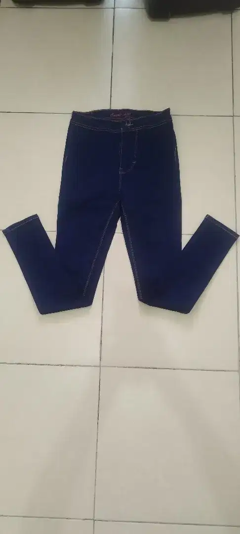 Celana Jeans Navy sz 27 (B3)