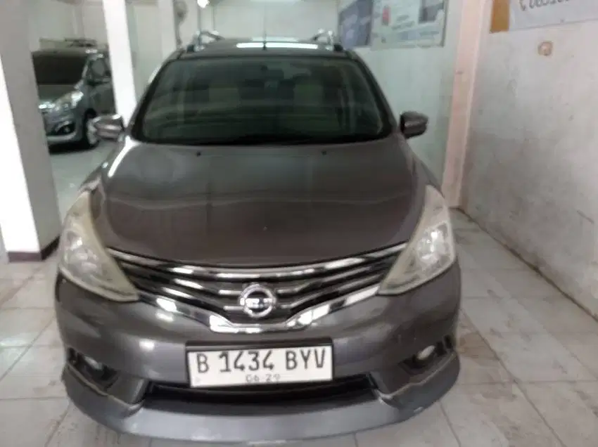 ( Tunai ) Nissan Grand Livina 1.5 Hws Automatic 2014 abu met.