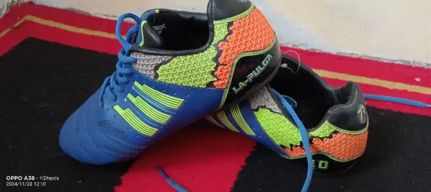 Sepatu Futsal merk Seven Ray model La-Pulga