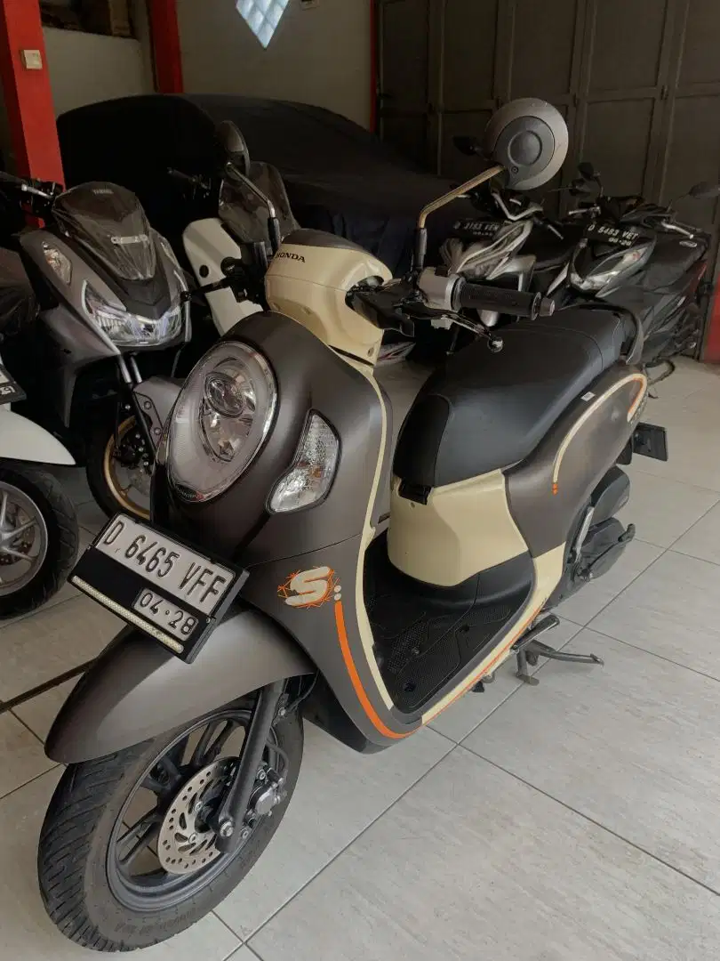 Honda NEW Scoopy Sporty 2023 Coklat Krem Kondisi Terawat