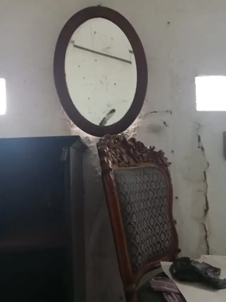 Cermin kaca kayu jadul  kira2 uk 20x40 cm