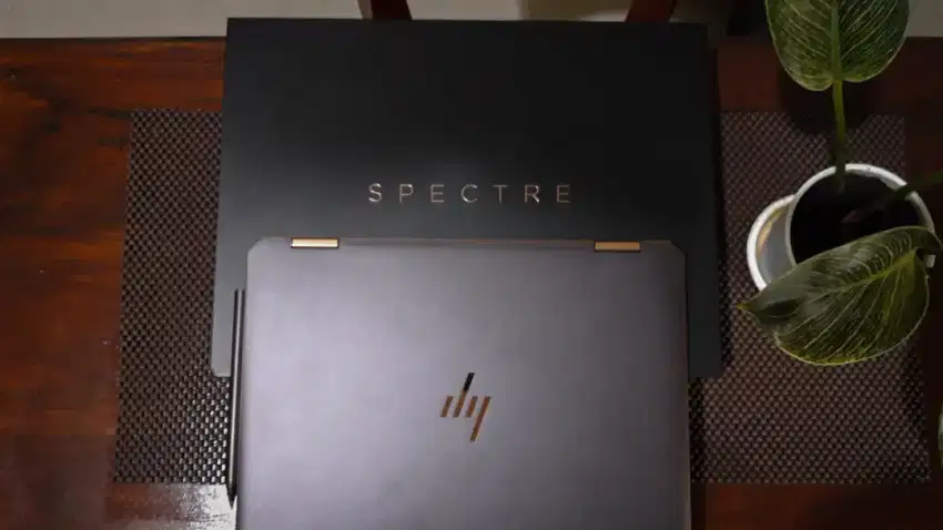 Laptop HP Spectre - Premium Edirion - Flip - Ultrabook - Gaming