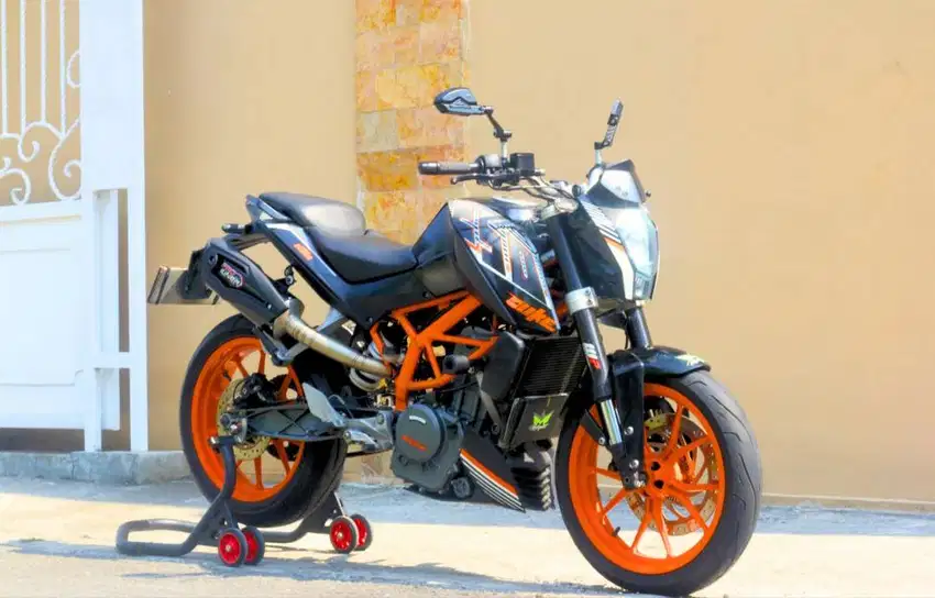 Ktm duke 250 mulus istimewa knalpot asli ada