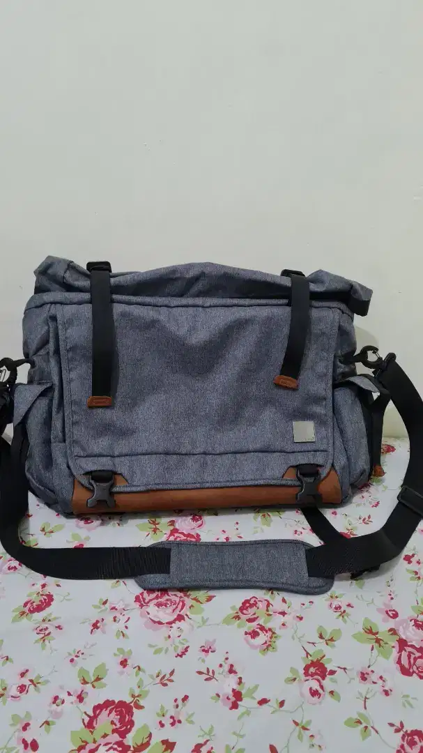 Tas selempang Kalibre