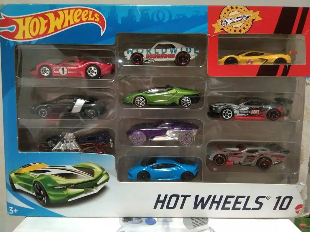 Hotwheels Mobil Mainan Isi 10 pcs