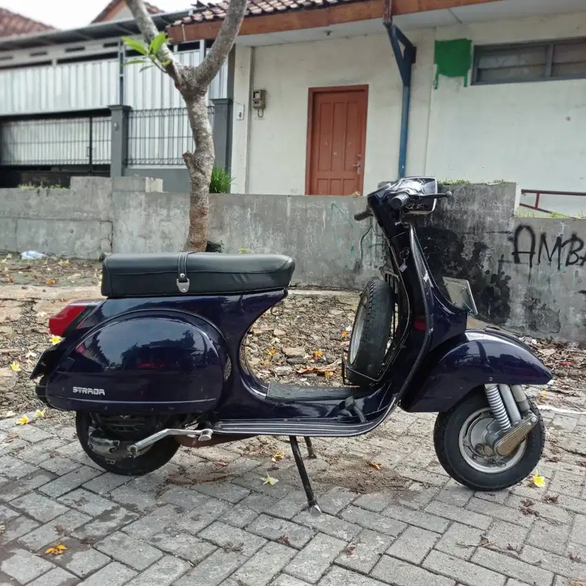 VESPA STRADA TAHUN 1986 NON SEIN