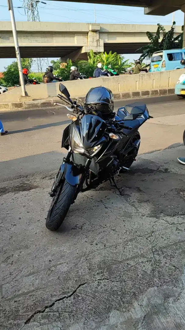 Dijual Kawasaki Ninja Z250 Fi Tahun 2013 - COD Only