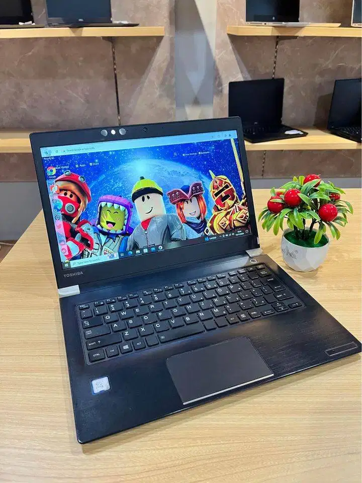 Laptop Toshiba Dynabook G83 Core i5 gen 8 ram 8GB SSD 256GB