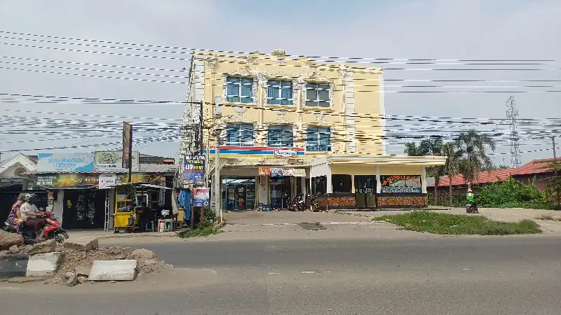 dijual Hotel dan gudang dekat PT Pusri