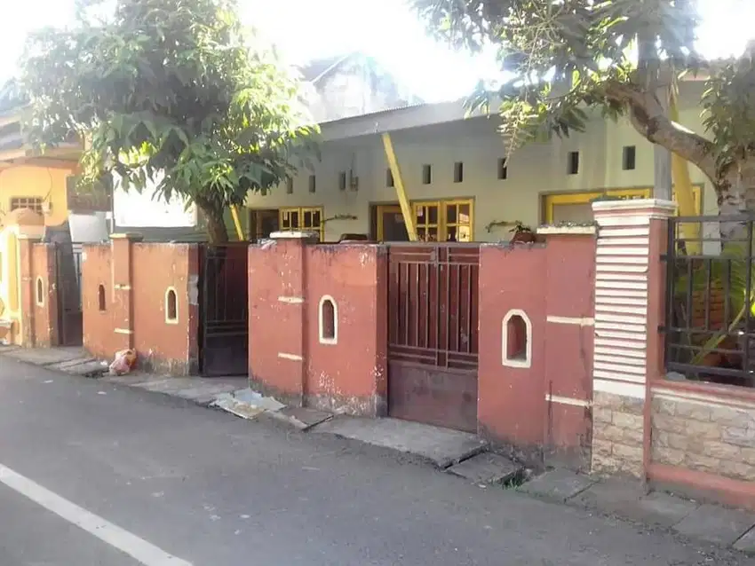 Dijual rumah kontrakan 3 petak