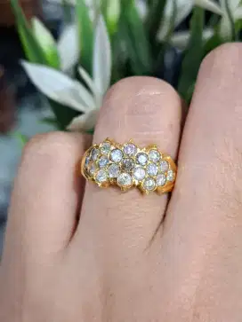 Cincin emas berlian