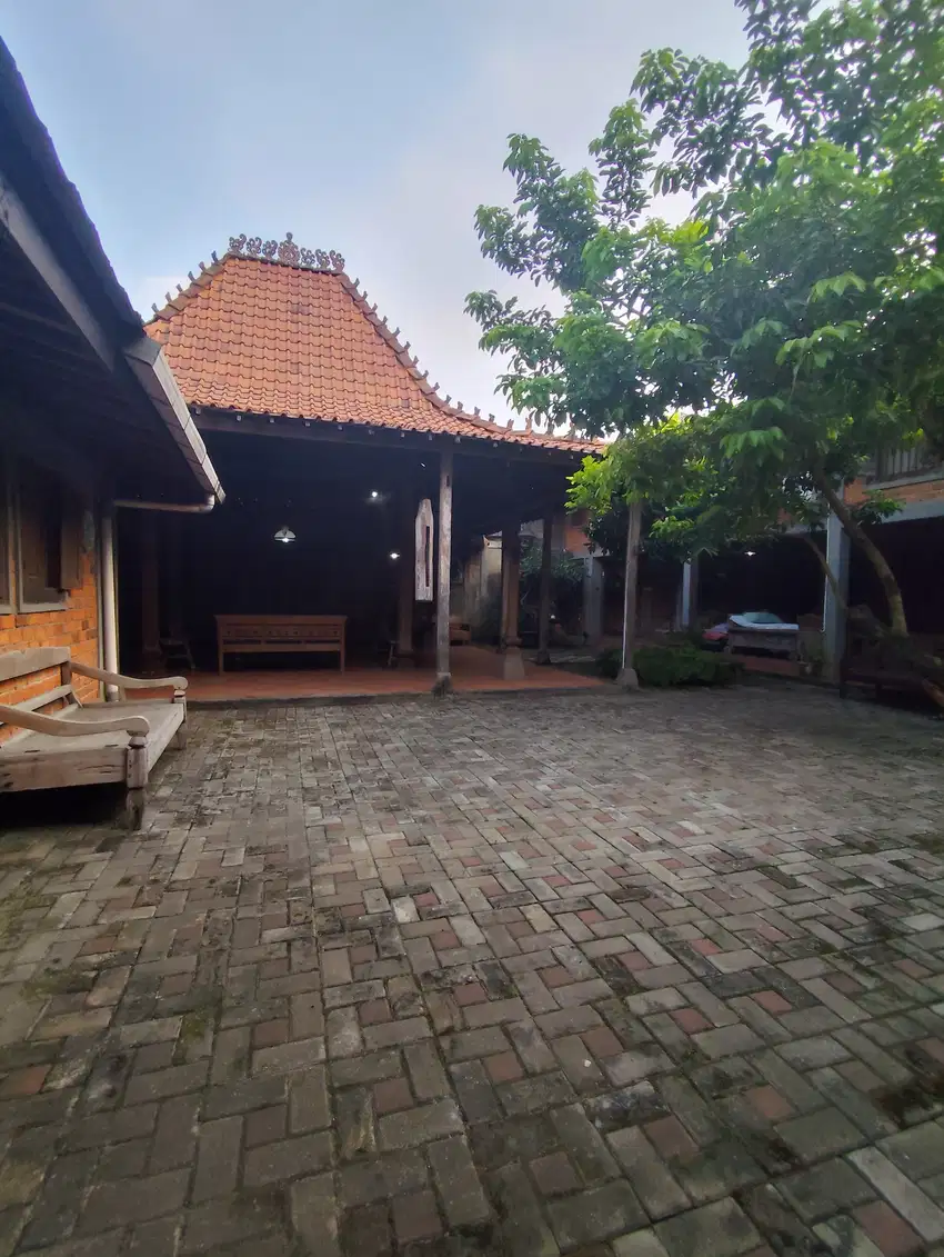 Rumah Joglo di BSD Luas Bisa Untuk Usaha, Cafe Dll