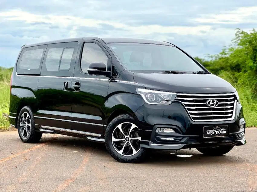 HARGA PALING MURAH GARANSI! HYUNDAI H1 ROYALE DIESEL 2020/2019 AT 2018