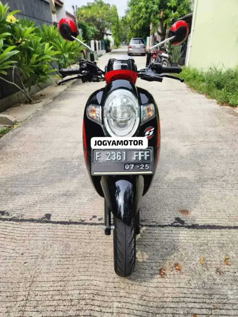 Honda Scoopy 2020 Hitam merah