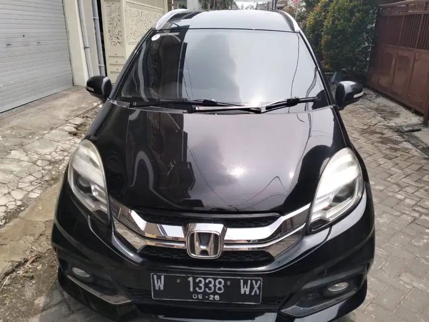 DIJUAL CEPAT BUTUH SEGERA MOBIL HONDA MOBILIO 2016