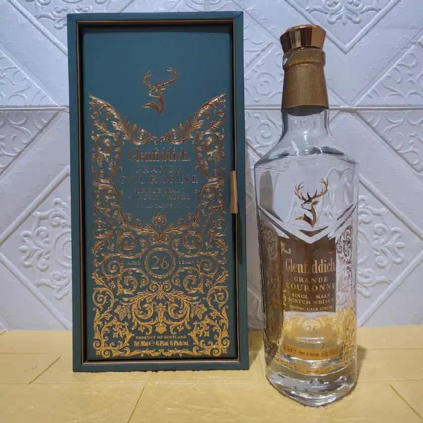 koleksi cantik botol kosong bekas_glen f iddich 26