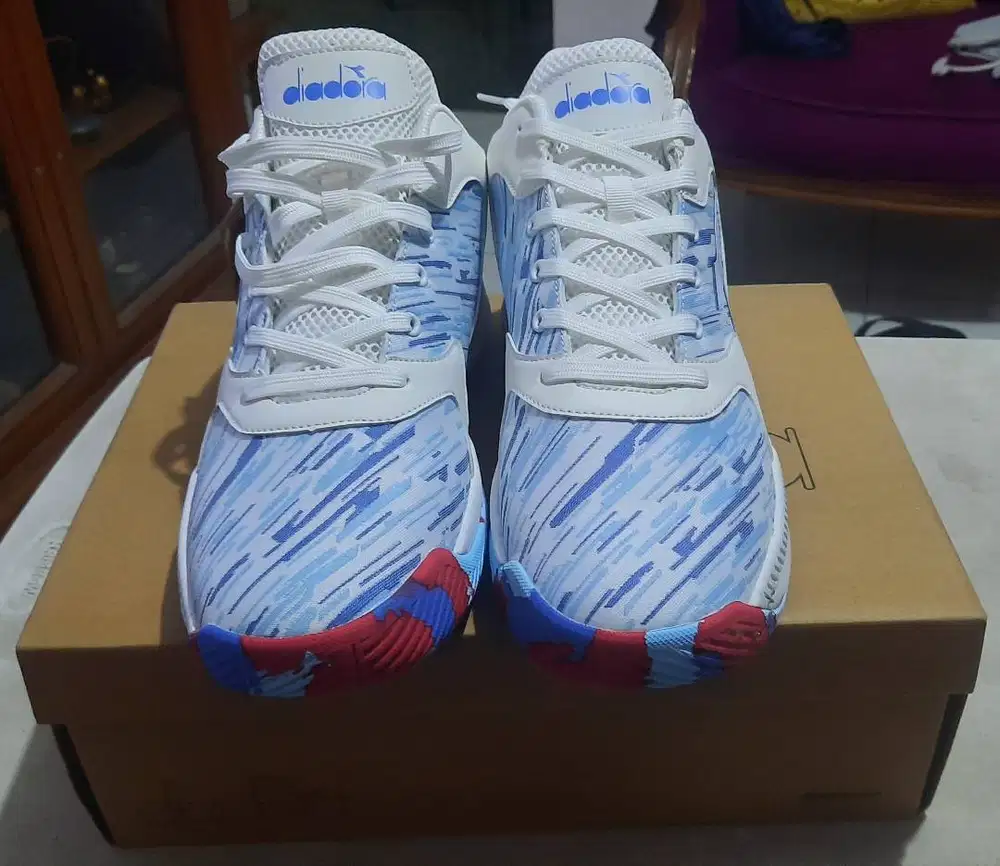 Sepatu Basket Diadora Hordan Putih
