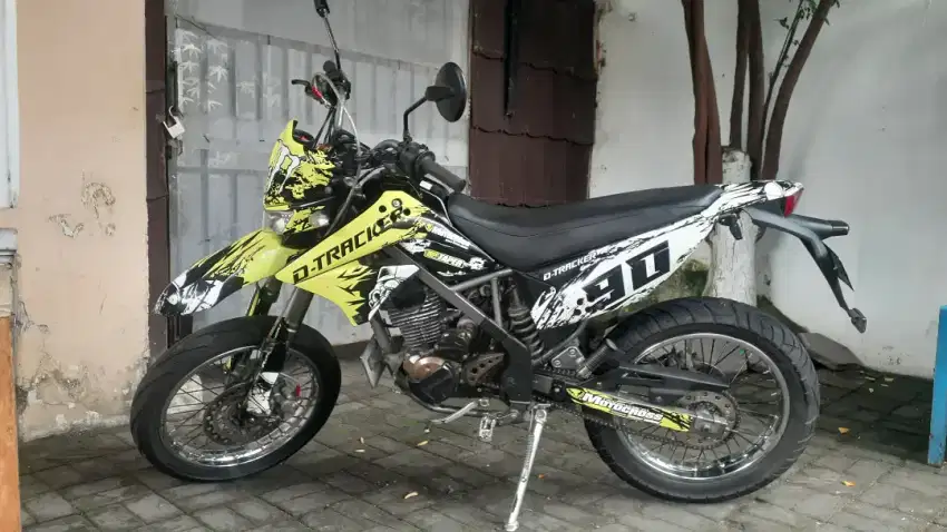 DICARI... KAWASAKI KLX / d tracker 2014 keatas 2016 up 2017 up 2018