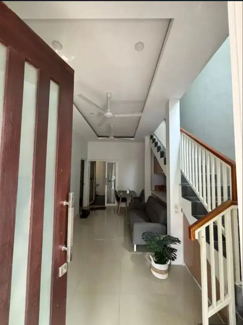 Rumah mewah 2 lantai cluster exclusive sambiroto dekat citragrand