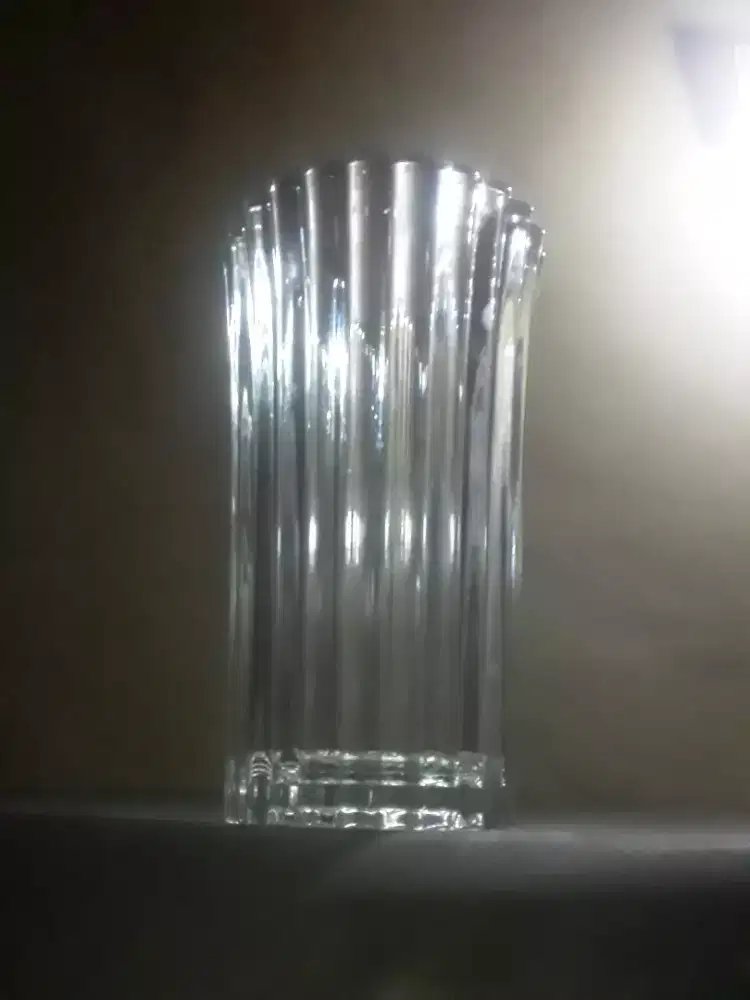Vintage Preloved-Jual:1Vase Crystal murni Luminarc France/tebal-tinggi